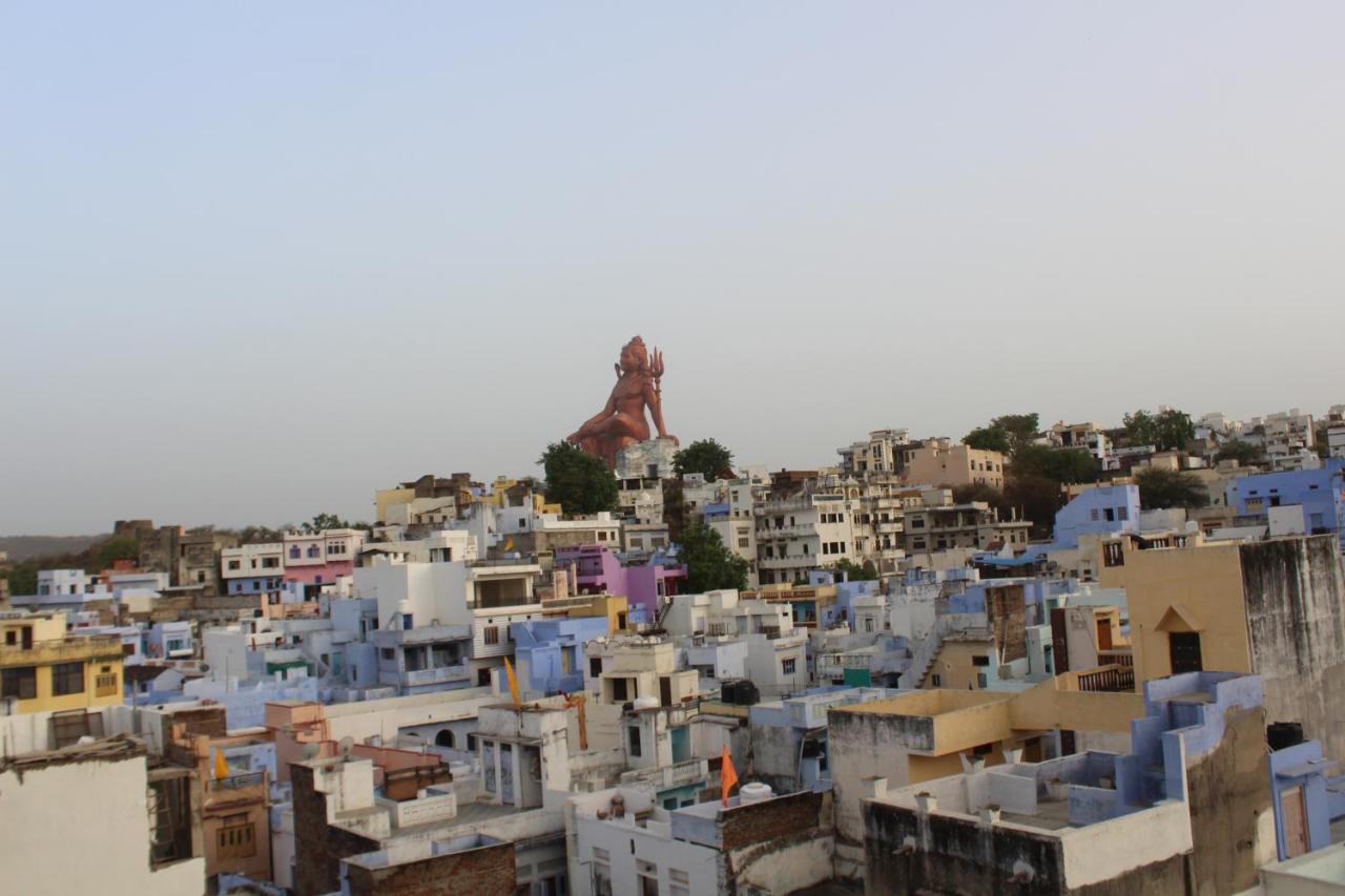 Hotel Shri Anand Dham, Nathdwara - 125 Meters Away From The Temple Exterior foto